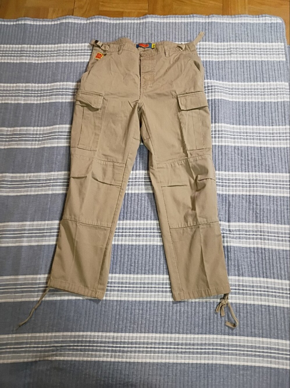 Empyre Loose Fit Khaki Cargo Pants Size 30x26 In Excellent Condition